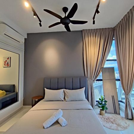كوالالمبور Arte Mont Kiara Host By Host Corner Suites الغرفة الصورة