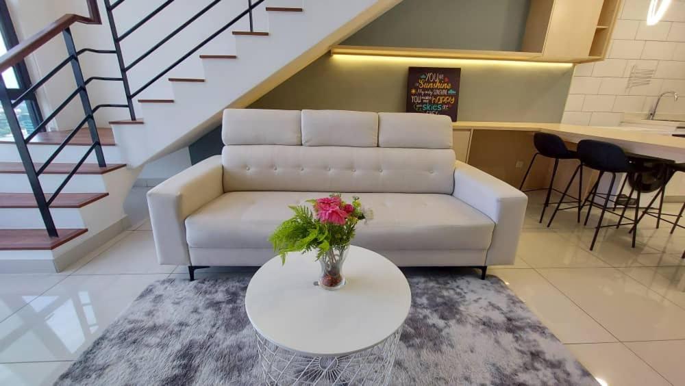 كوالالمبور Arte Mont Kiara Host By Host Corner Suites المظهر الخارجي الصورة