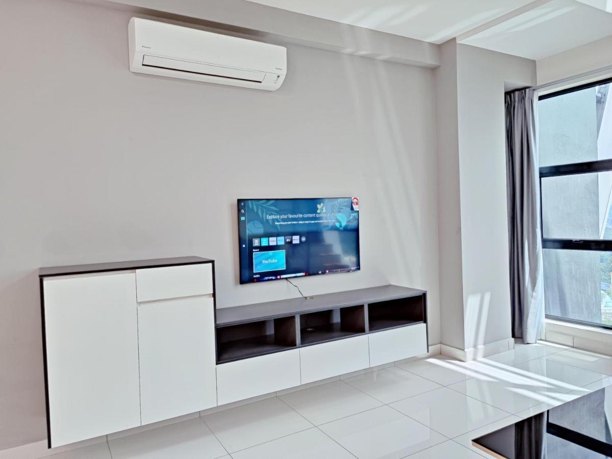 كوالالمبور Arte Mont Kiara Host By Host Corner Suites الغرفة الصورة
